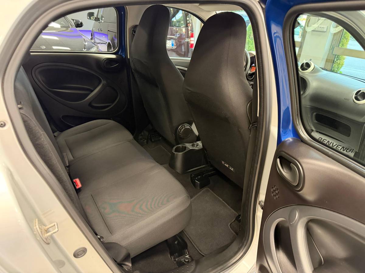 SMART ForFour 1.0 Prime 70cv